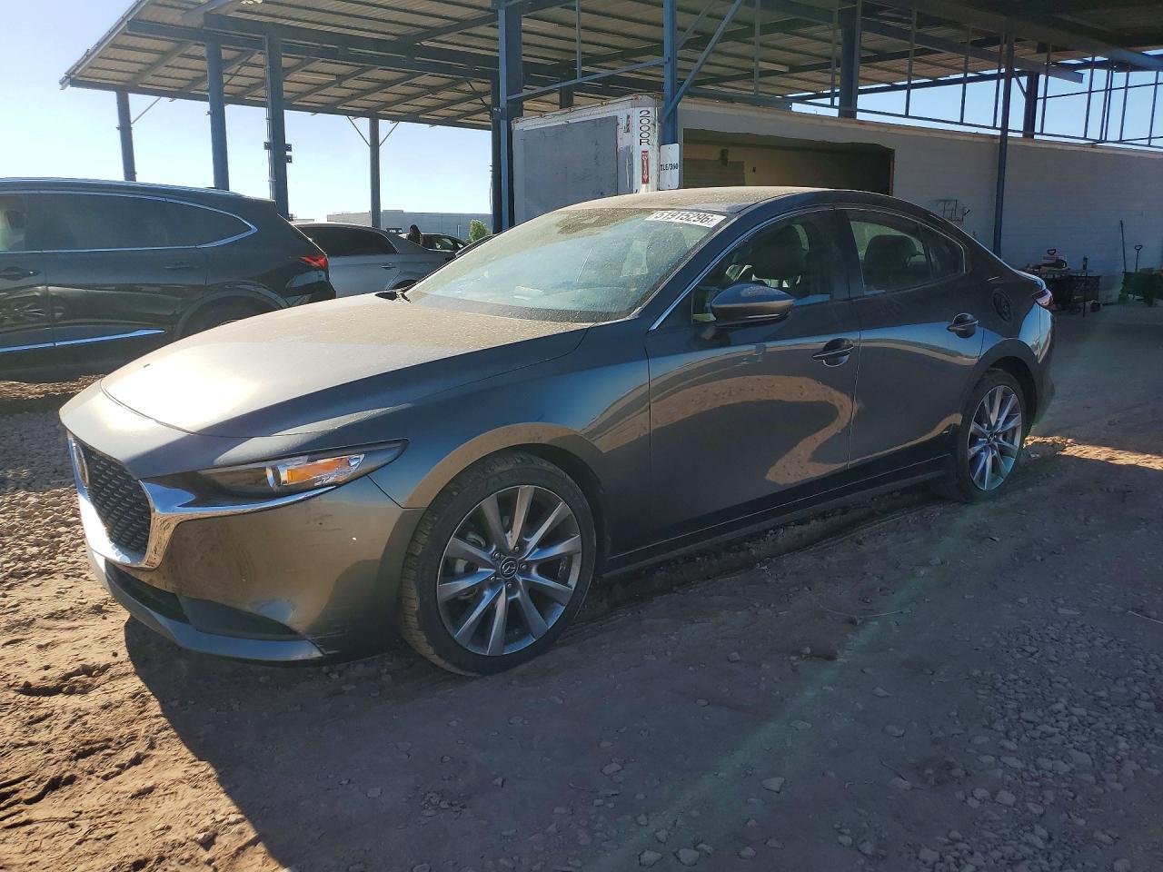 Salvage Mazda 3 Image