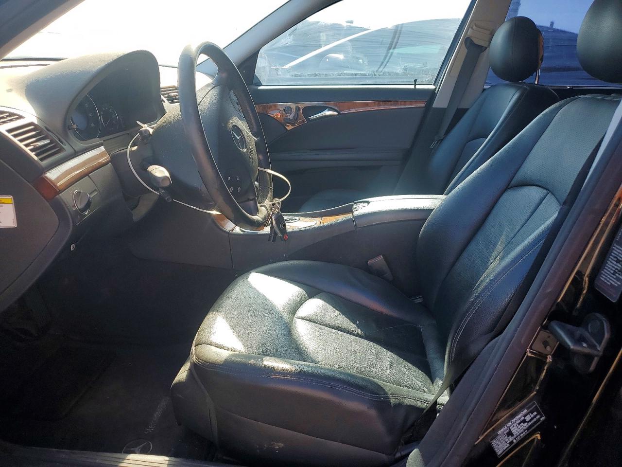 Mercedes-Benz E-Class 320