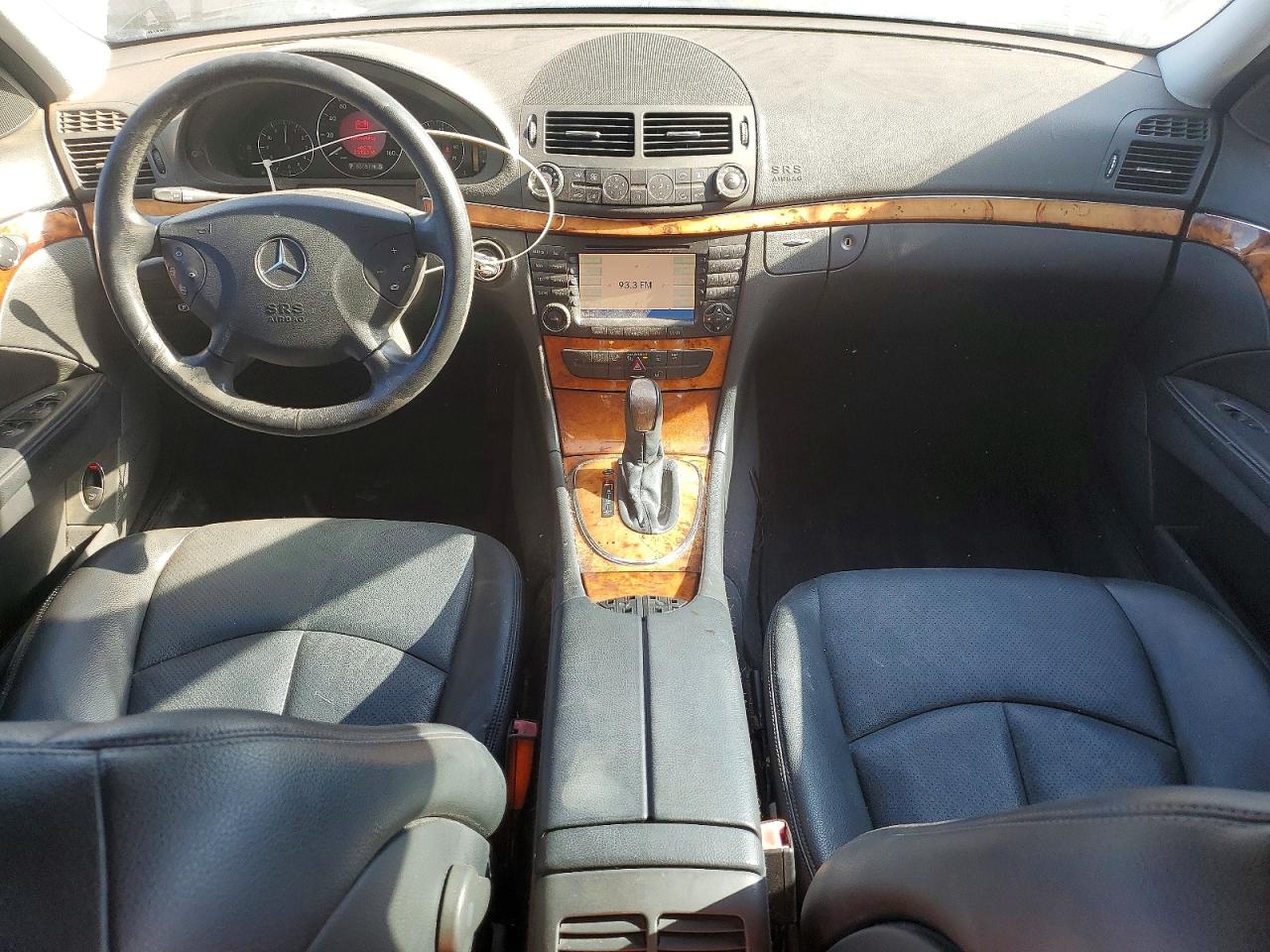 Mercedes-Benz E-Class 320