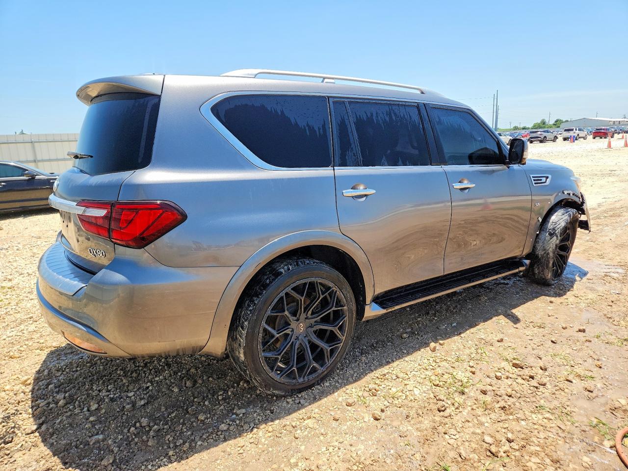 INFINITI Qx Luxe