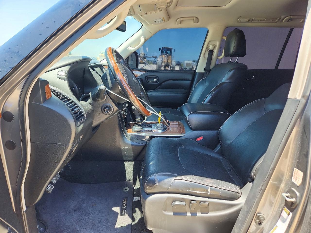 INFINITI Qx Luxe