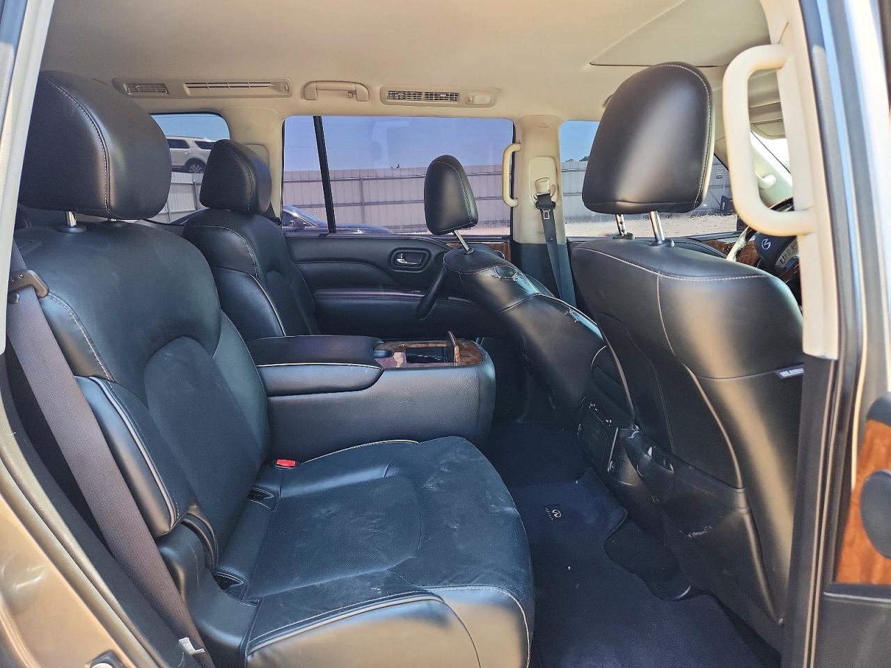 INFINITI Qx Luxe