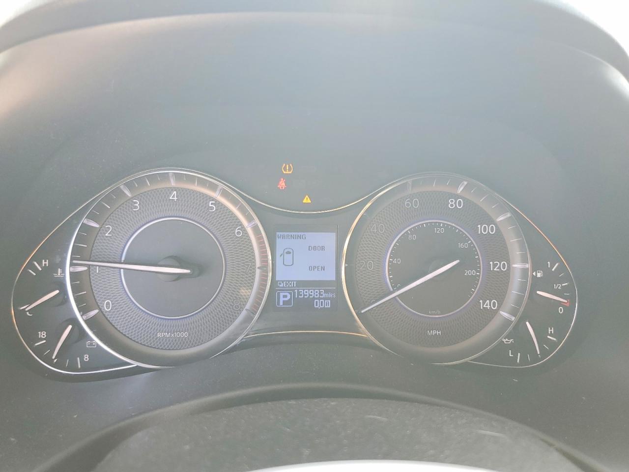INFINITI Qx Luxe