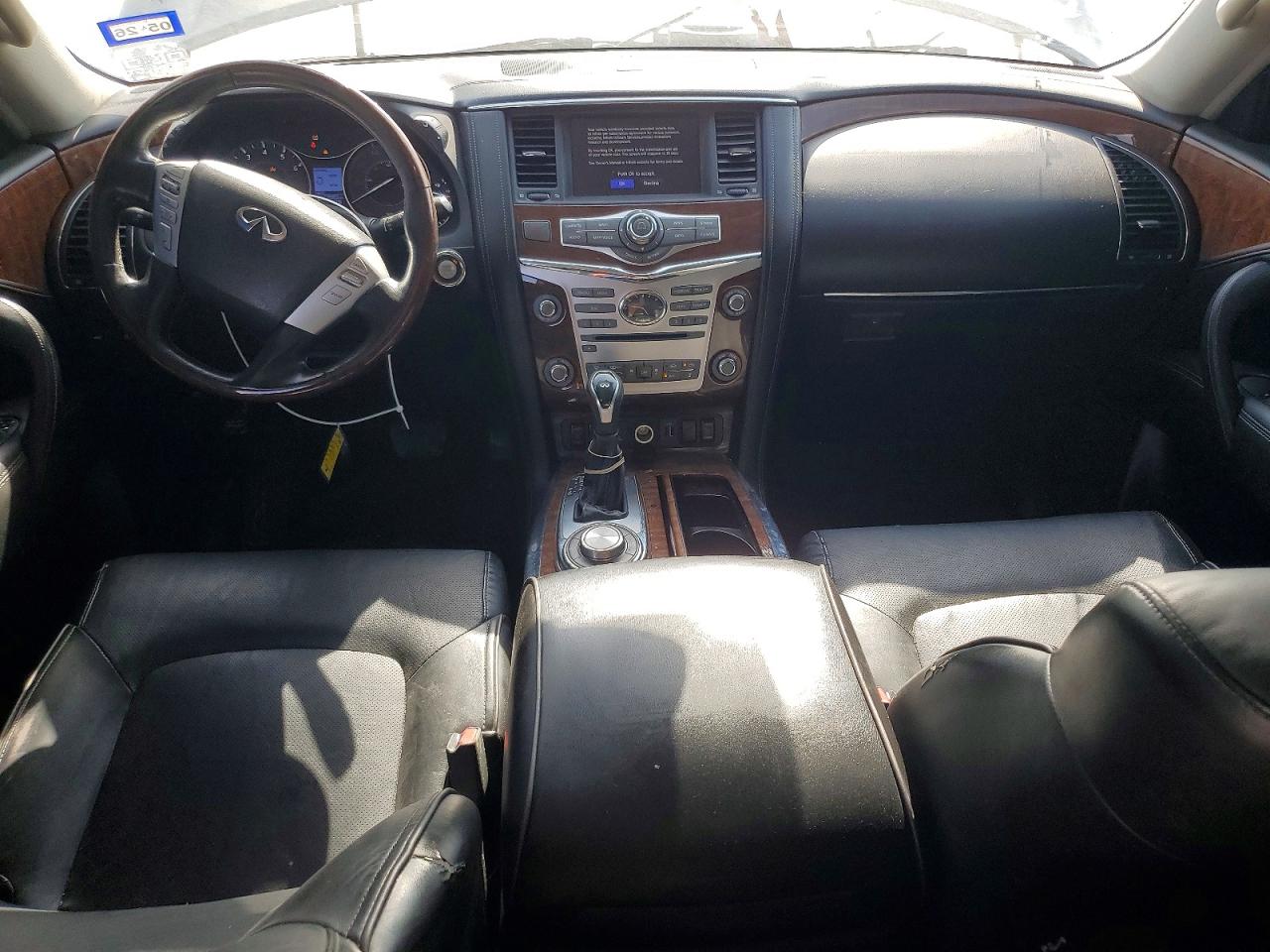 INFINITI Qx Luxe