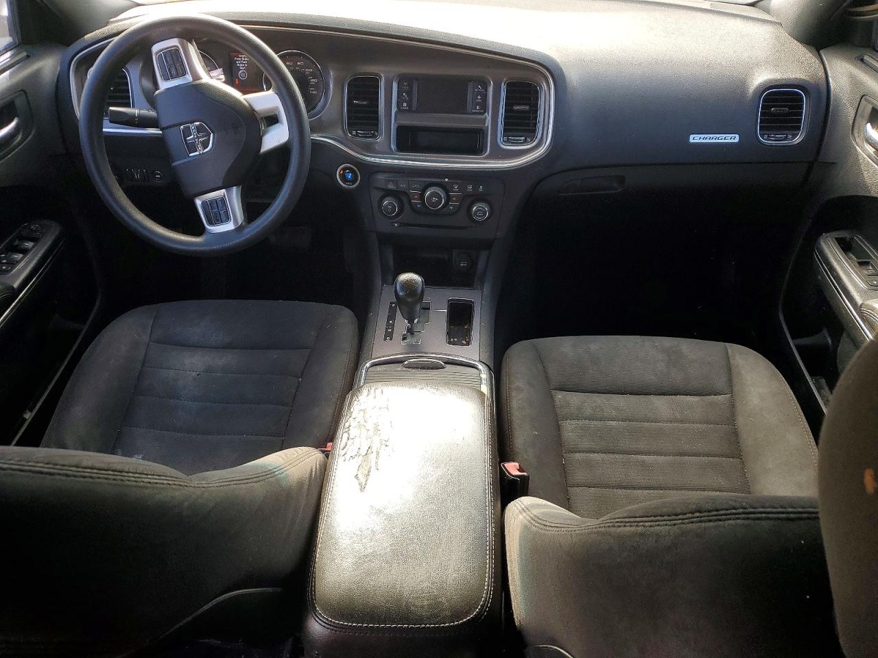 Dodge Charger Se