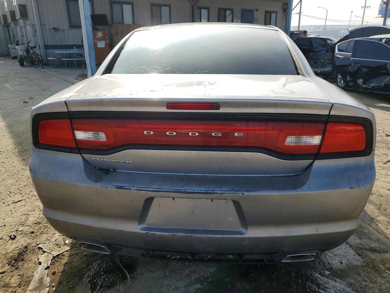 Dodge Charger Se