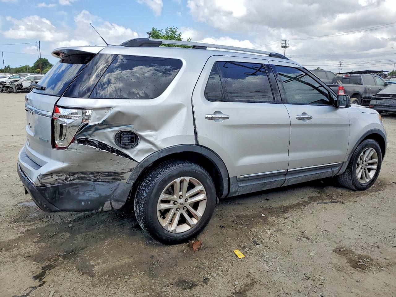 Ford Explorer Xlt