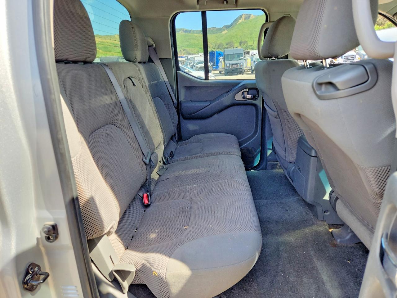 Nissan Frontier Se