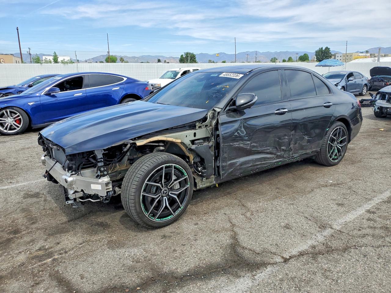 Salvage Mercedes-Benz E-Class Image