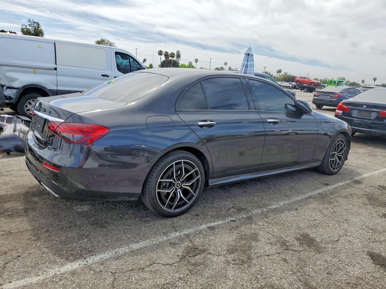 Mercedes-Benz E-Class 350
