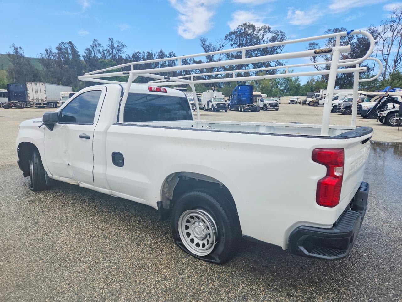 Chevrolet Silverado C1500