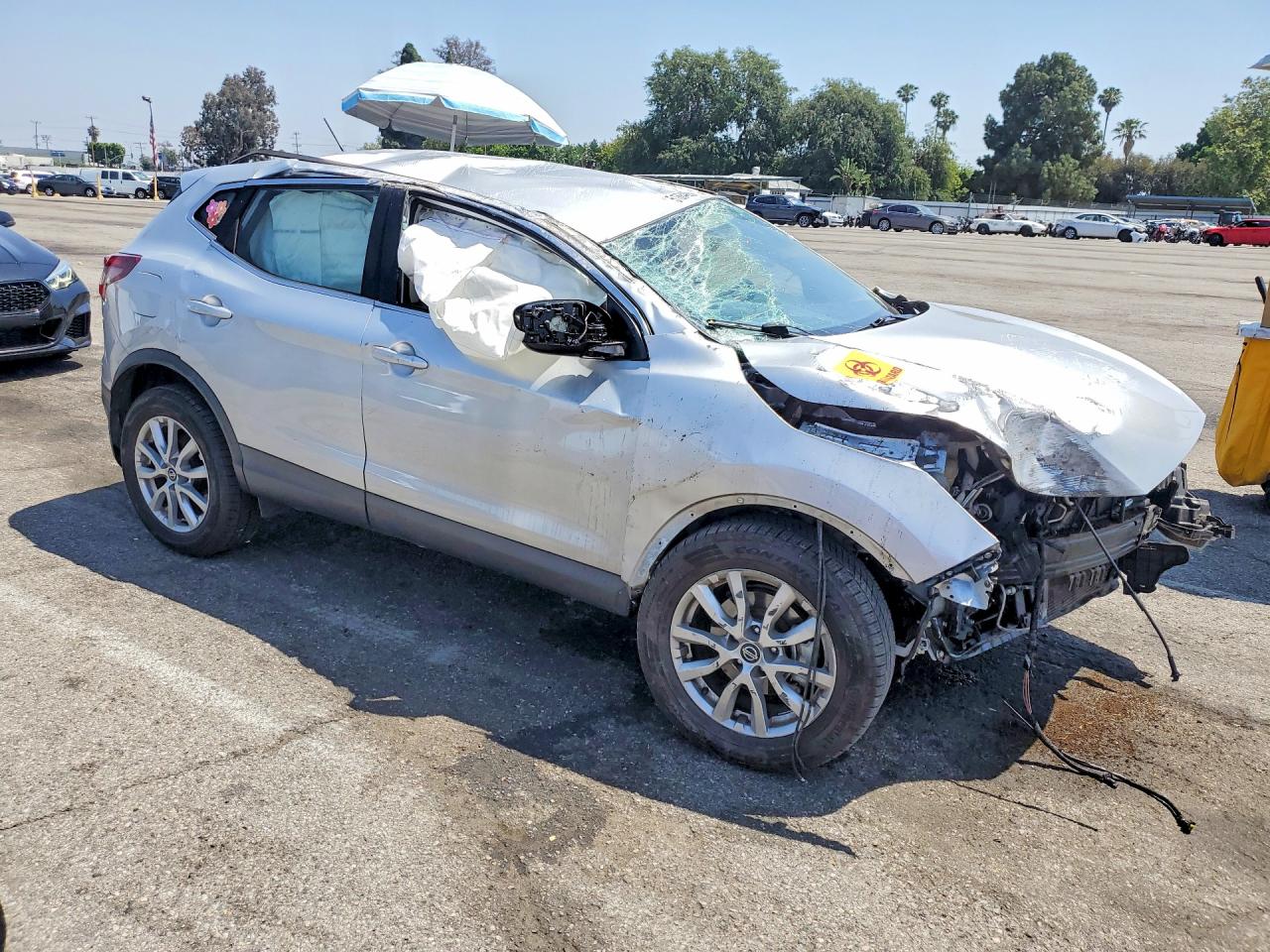 Nissan Rogue S