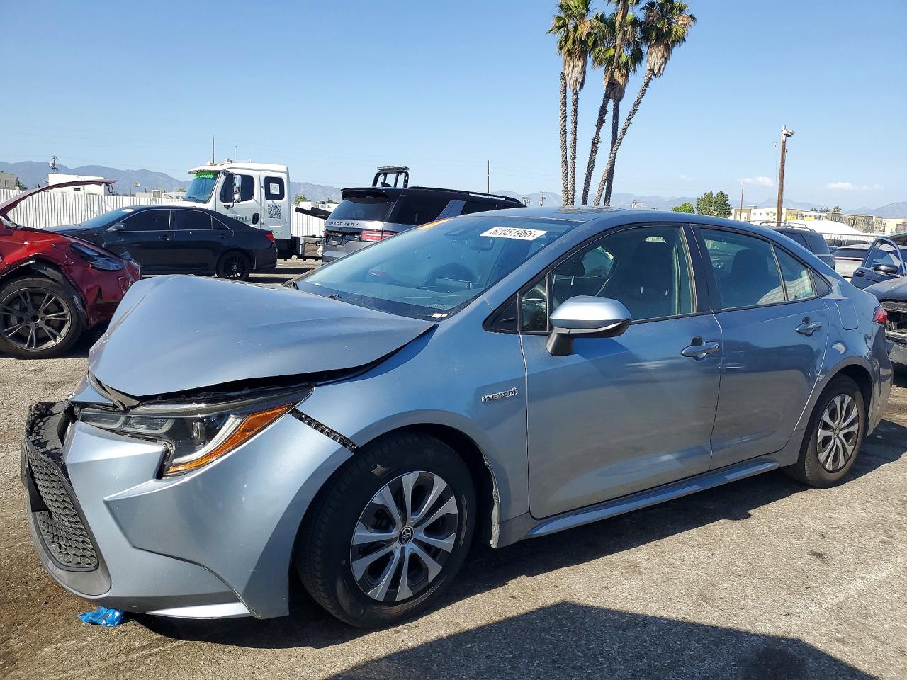 Salvage Toyota Corolla Image