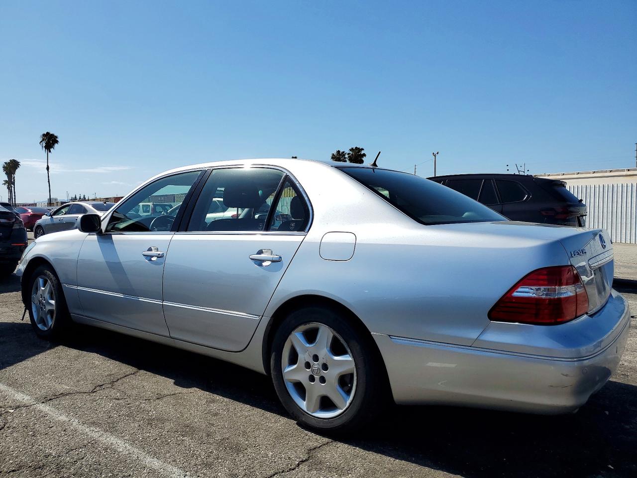 Lexus LS 430