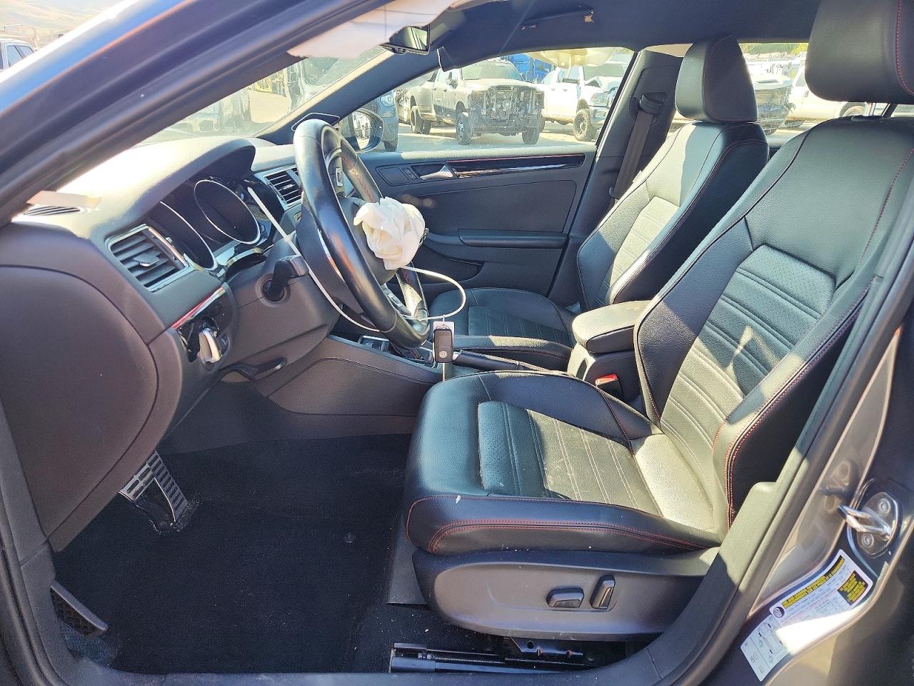Volkswagen Jetta Gli