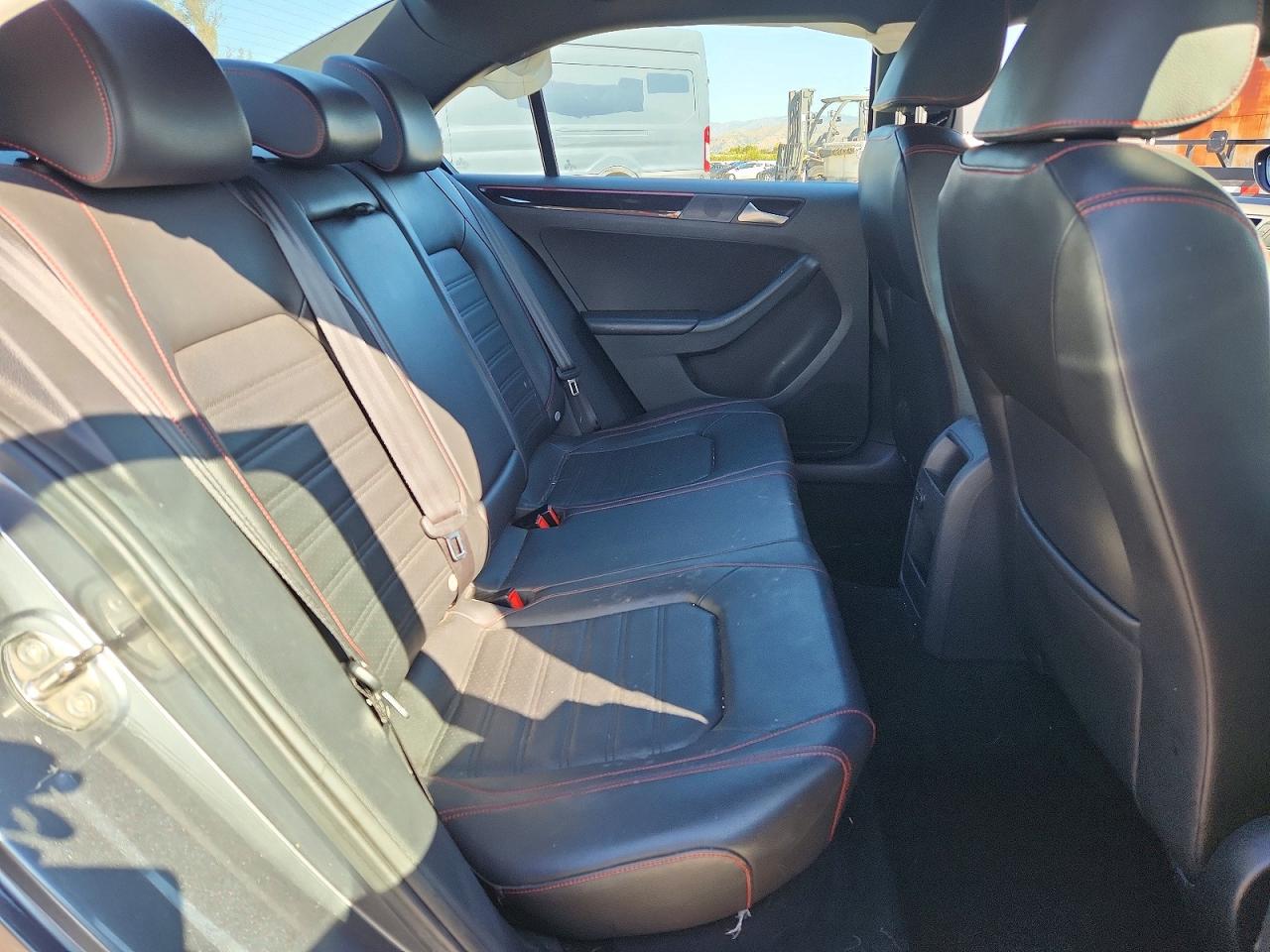 Volkswagen Jetta Gli