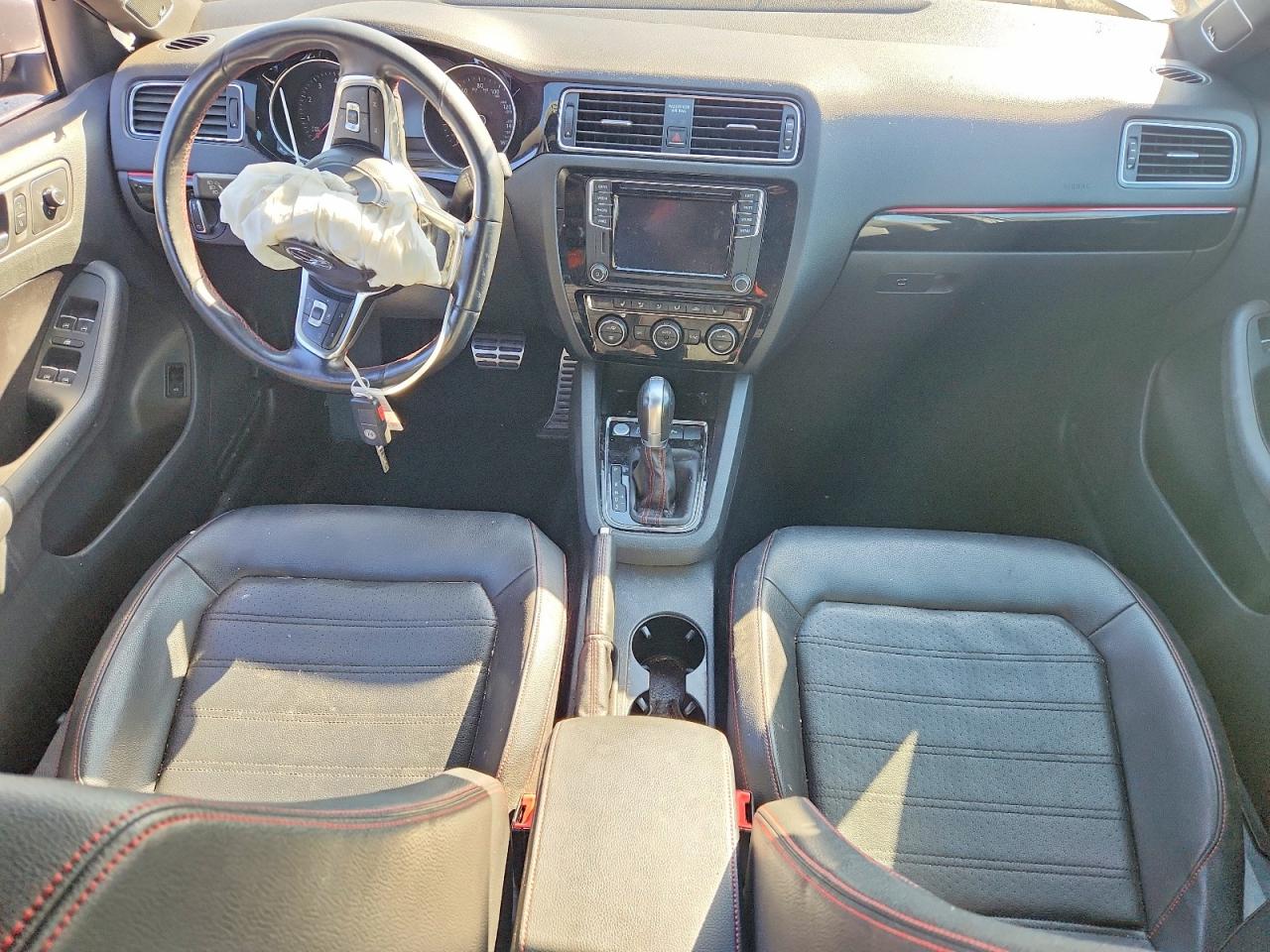 Volkswagen Jetta Gli