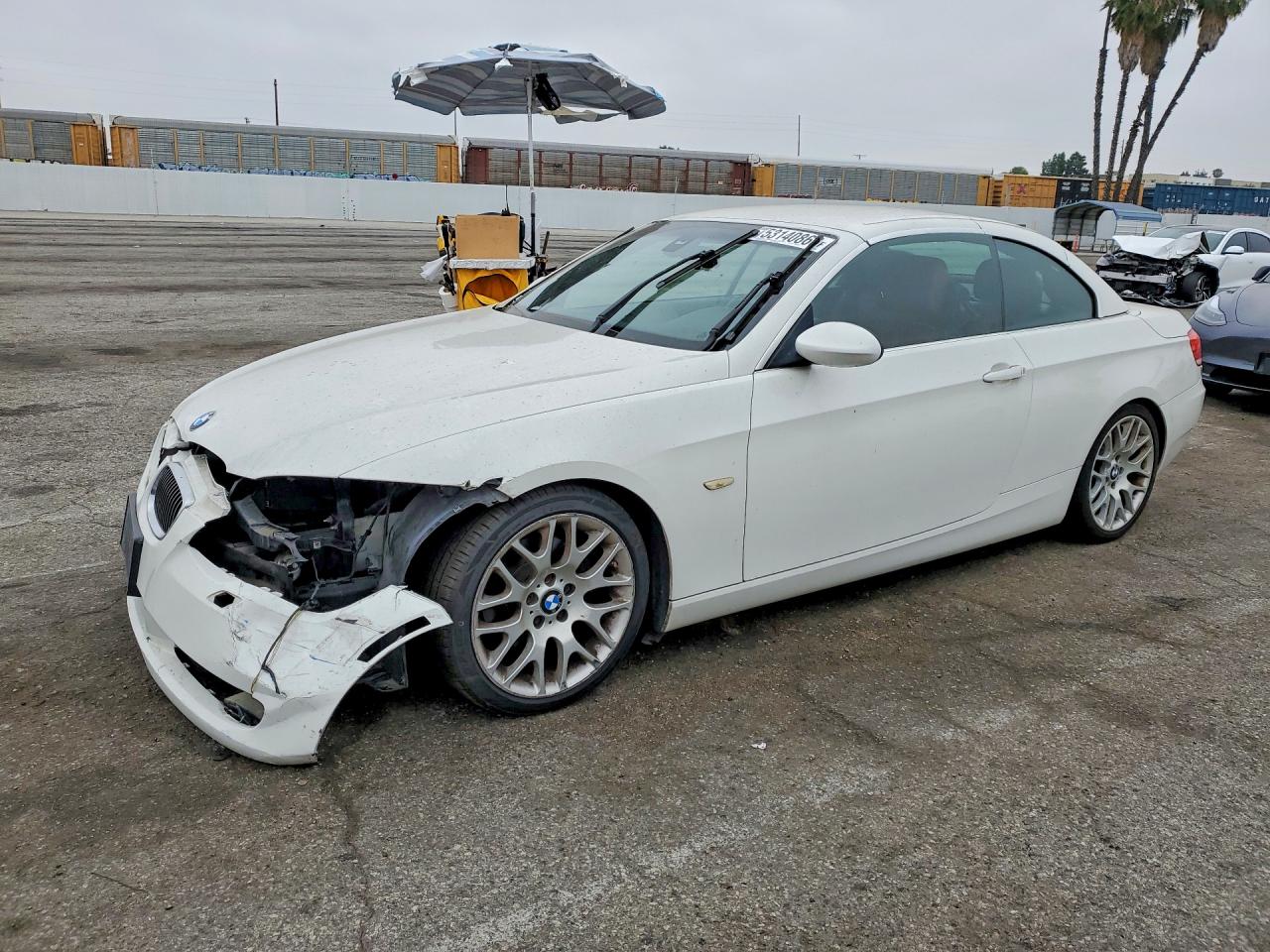Salvage BMW 3 Series Image