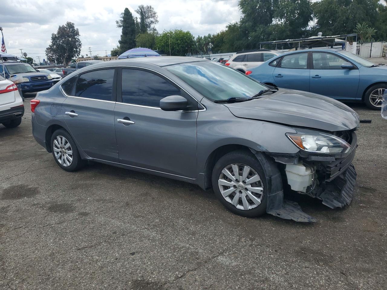 Nissan Sentra S