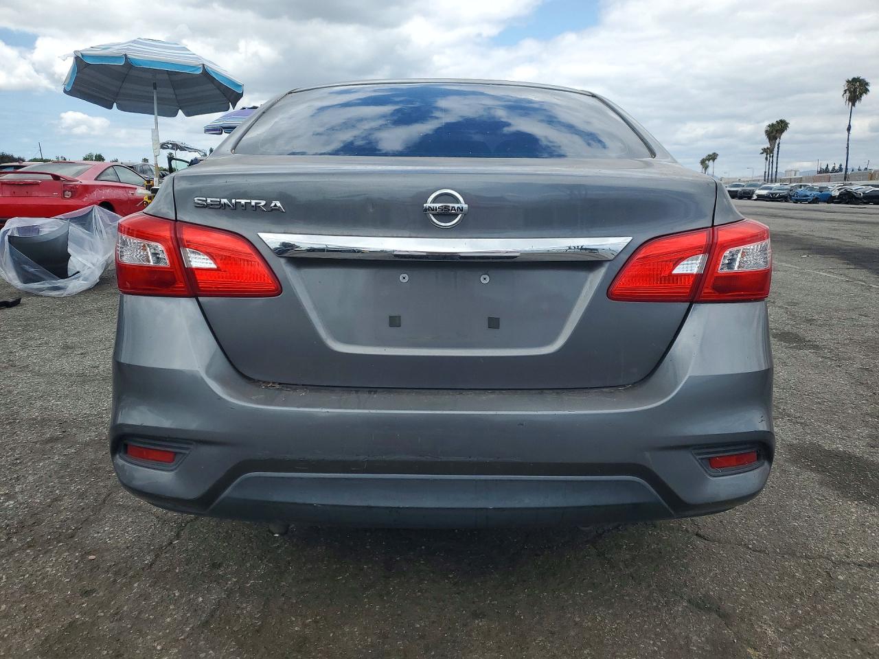 Nissan Sentra S