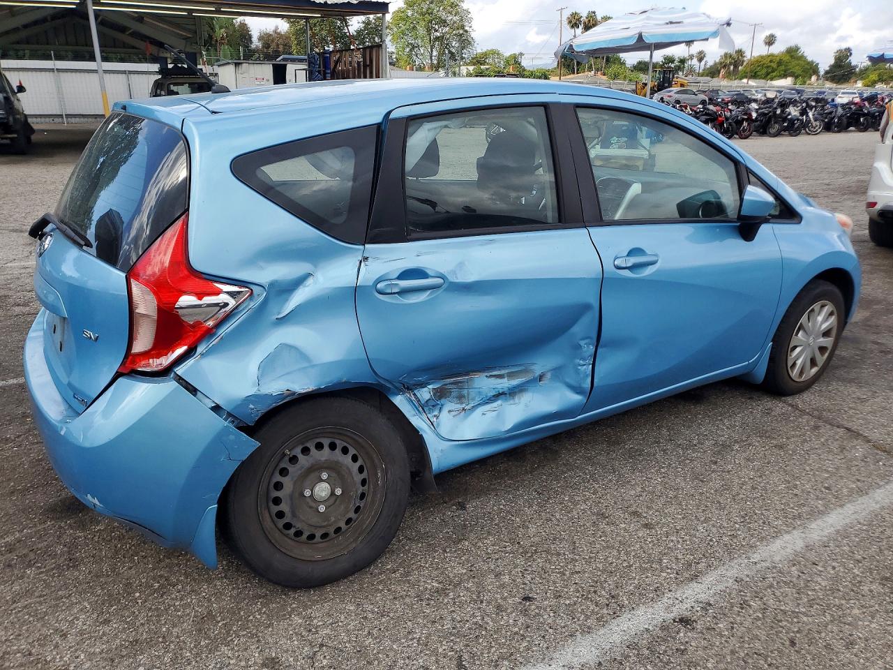 Nissan Versa Sv