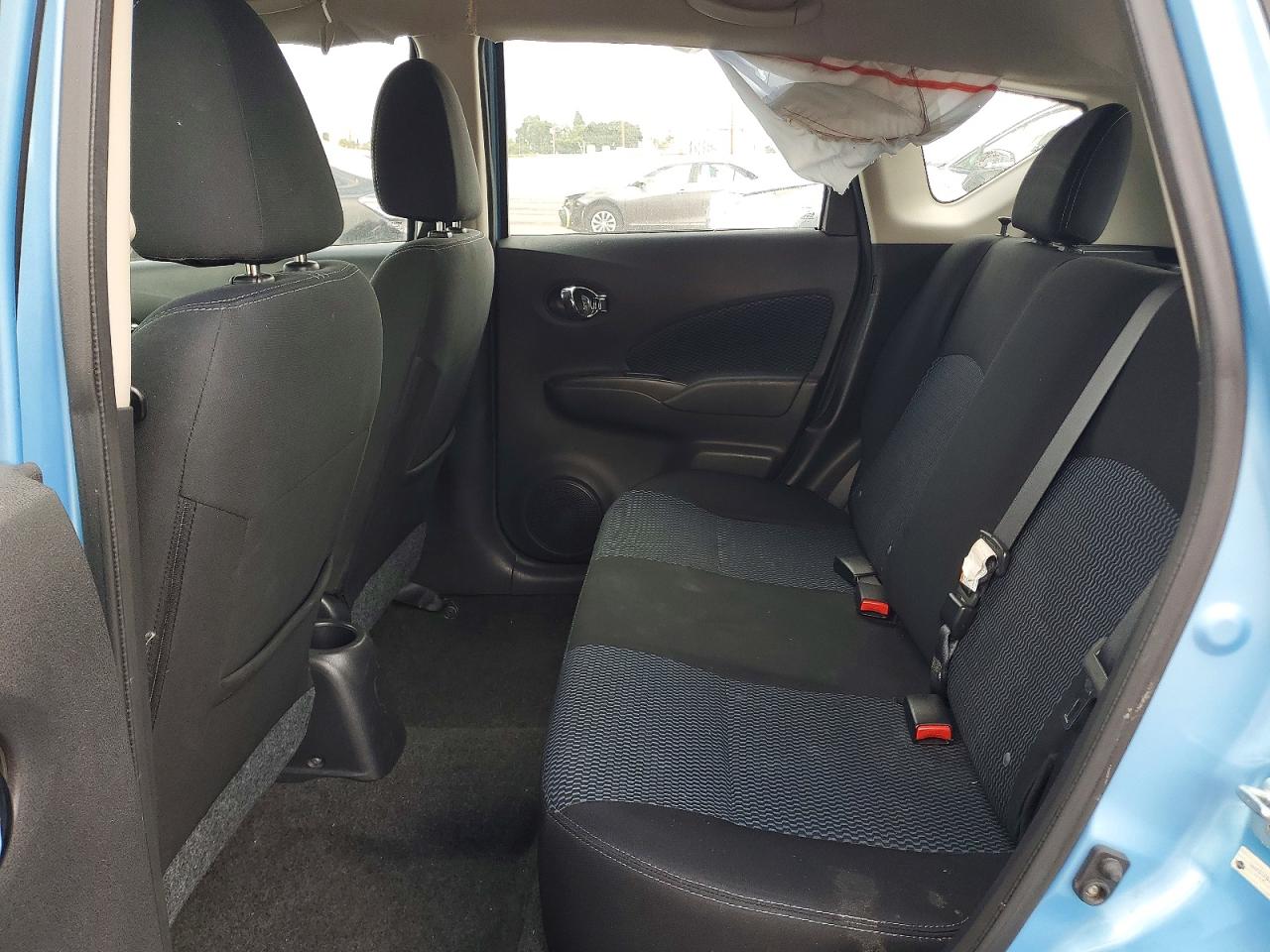 Nissan Versa Sv