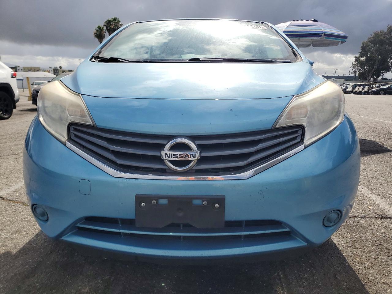 Nissan Versa Sv