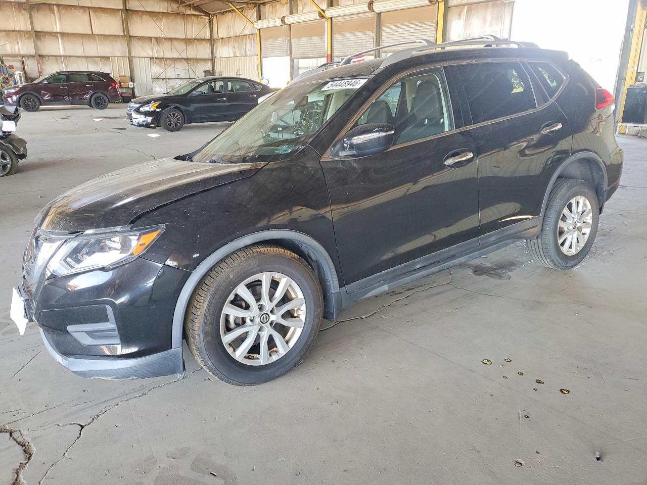 Salvage Nissan Rogue Image