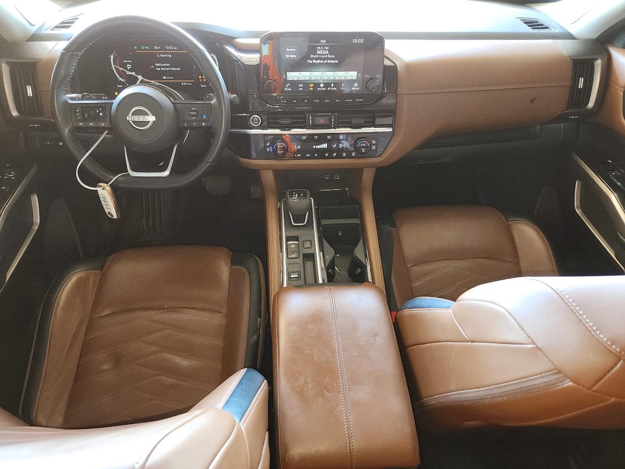 Nissan Pathfinder Platinum