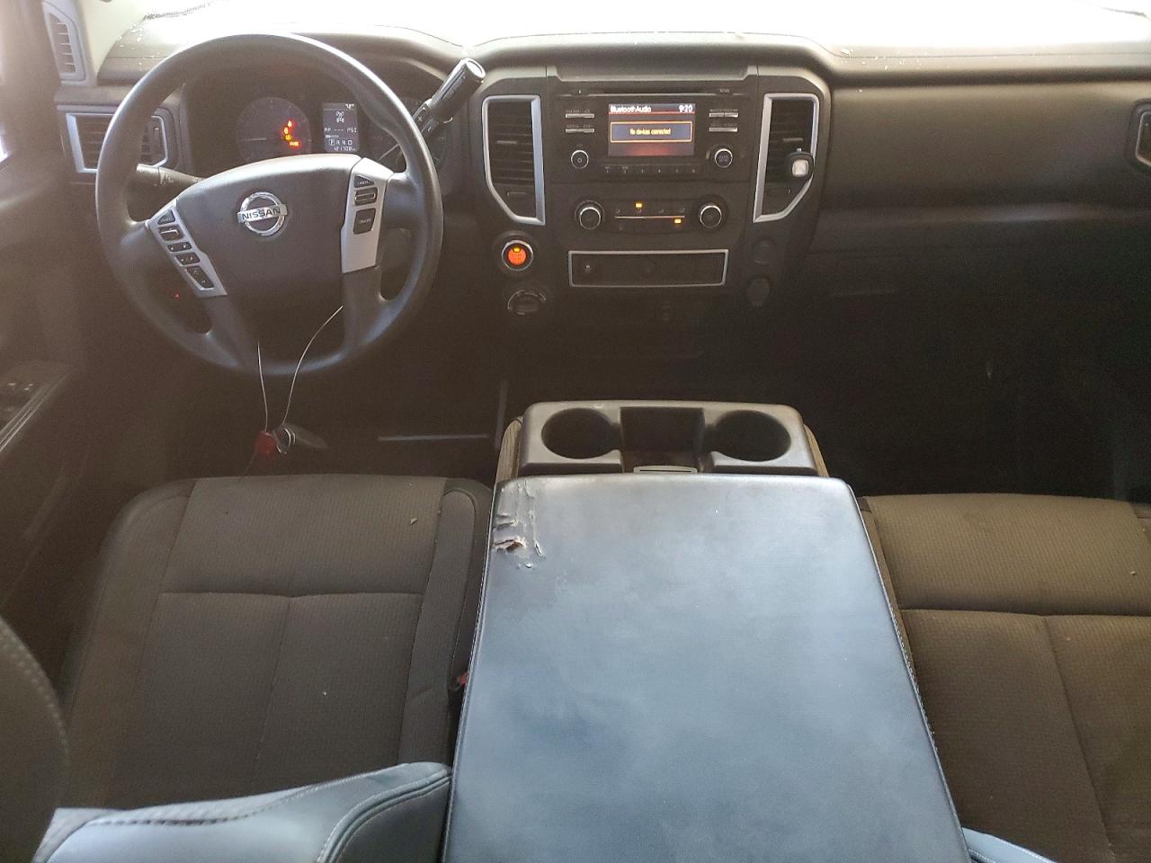Nissan Titan S