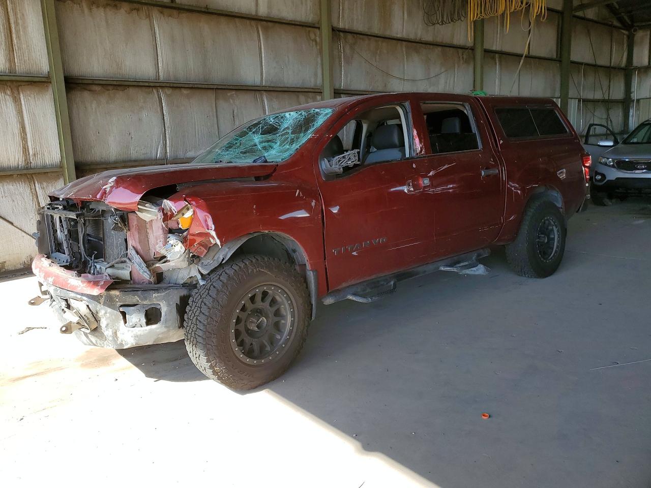 Salvage Nissan Titan Image