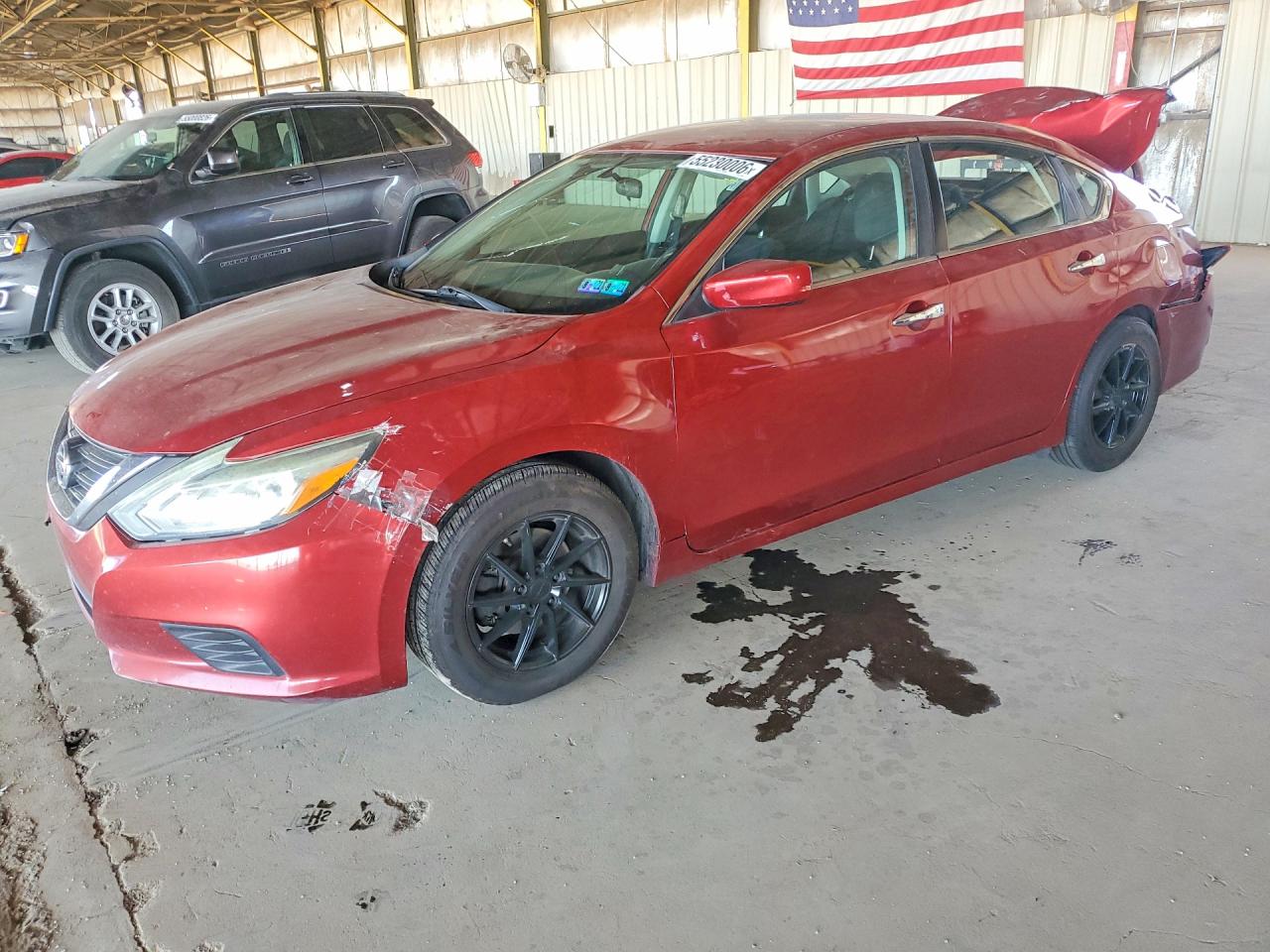 Salvage Nissan Altima Image