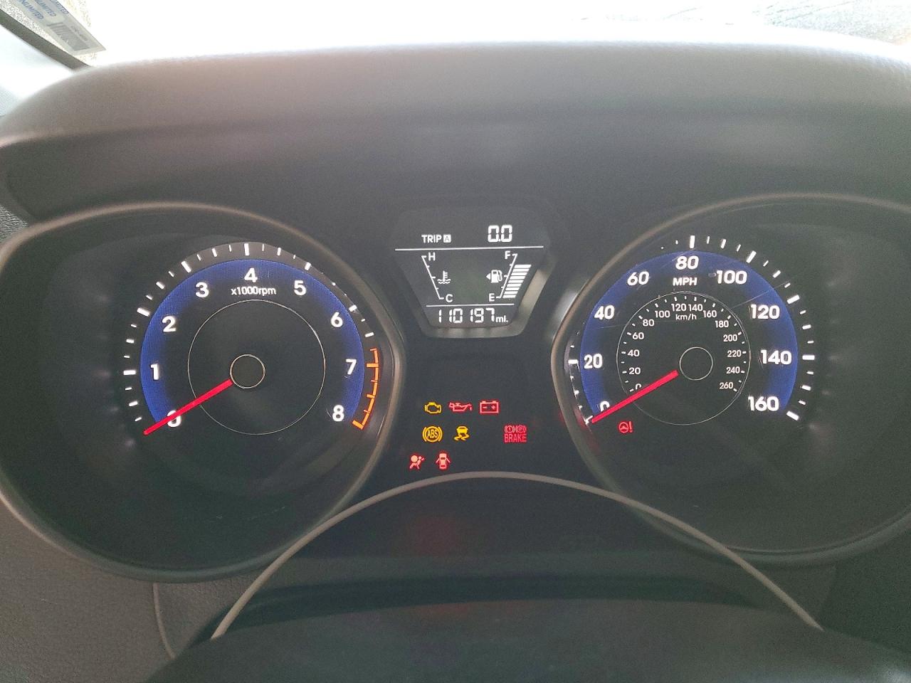 Hyundai ELANTRA Se