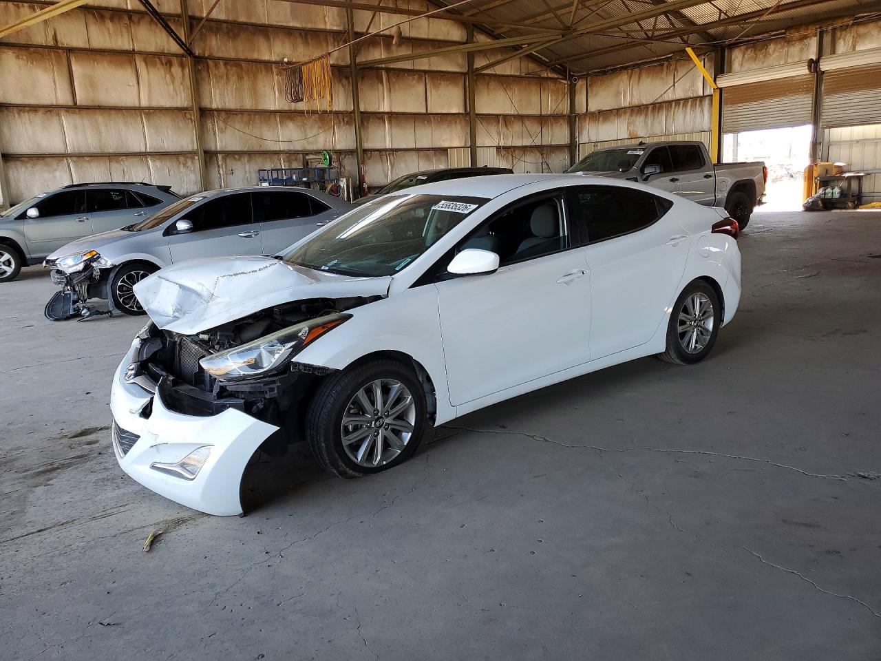 Salvage Hyundai ELANTRA Image