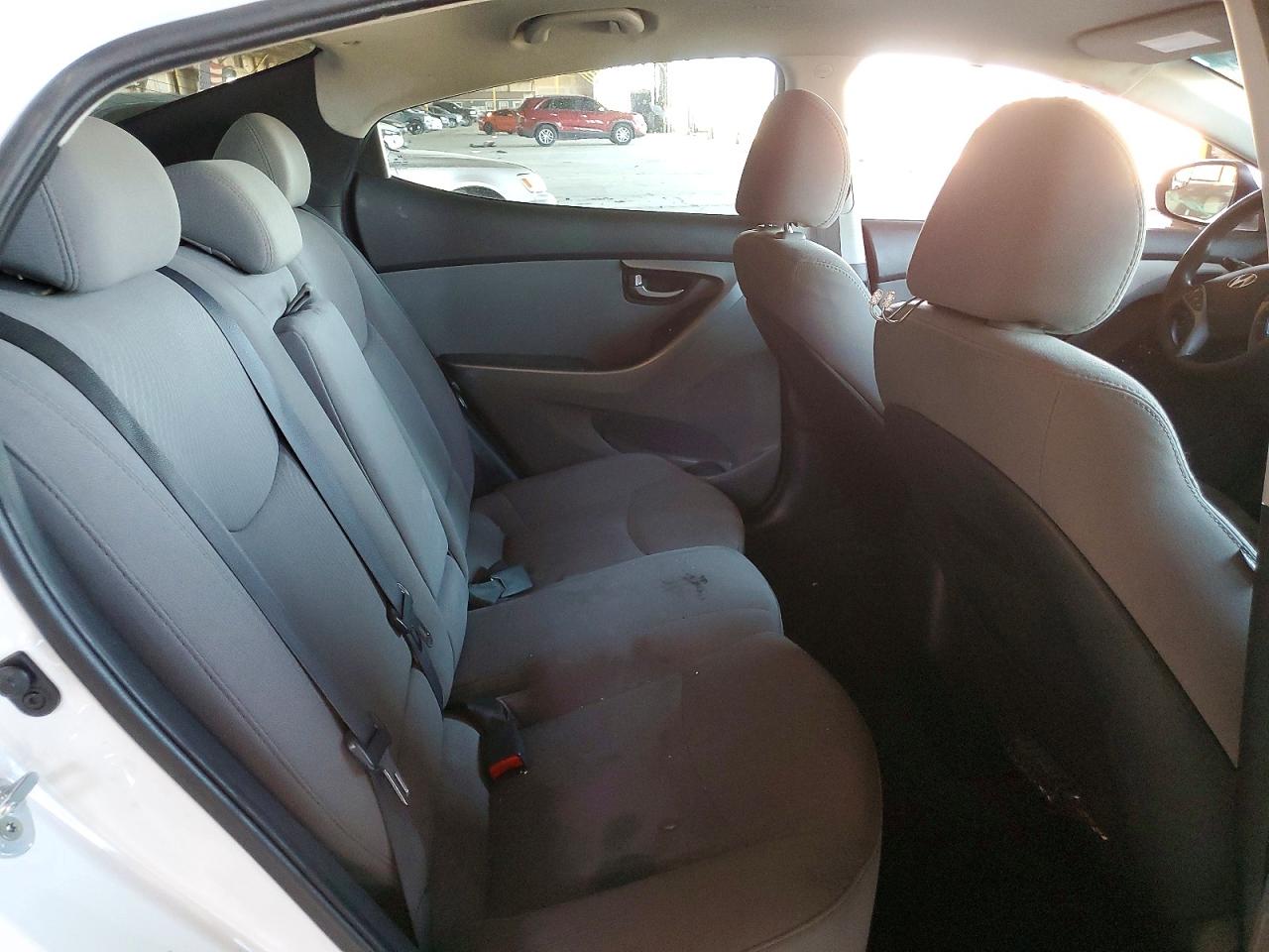 Hyundai ELANTRA Se
