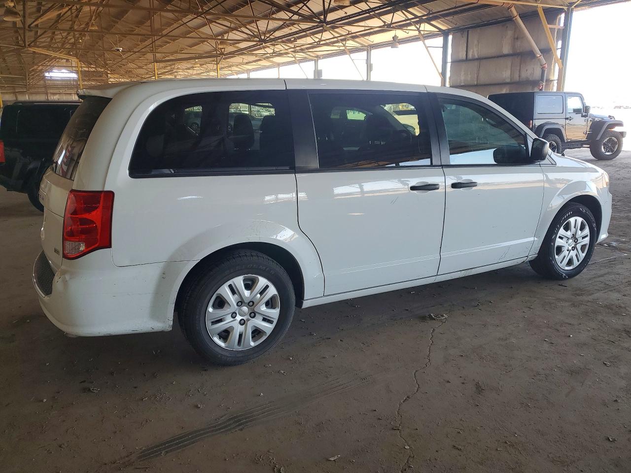 Dodge Caravan Se