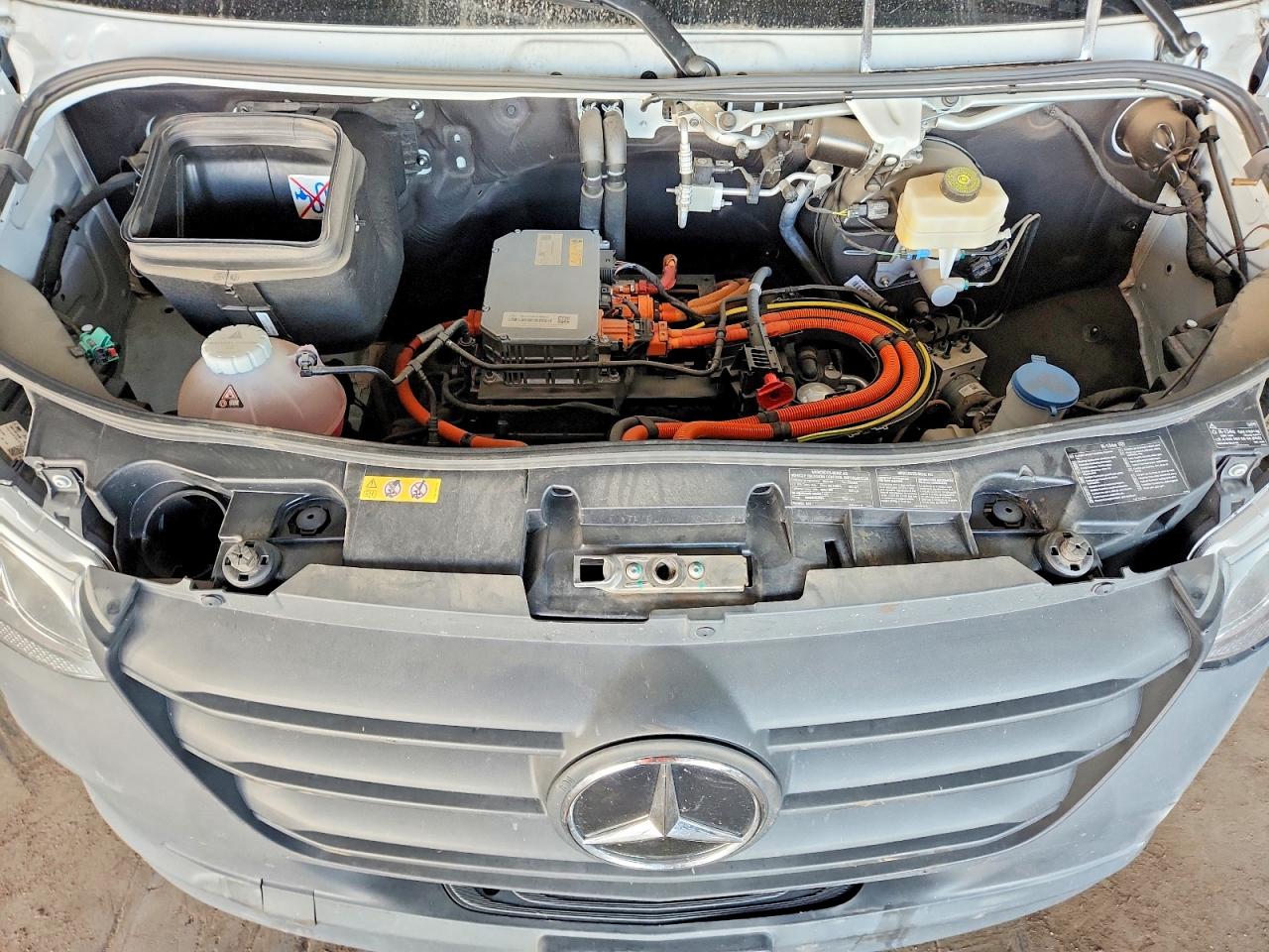 Mercedes-Benz Esprinter 2500