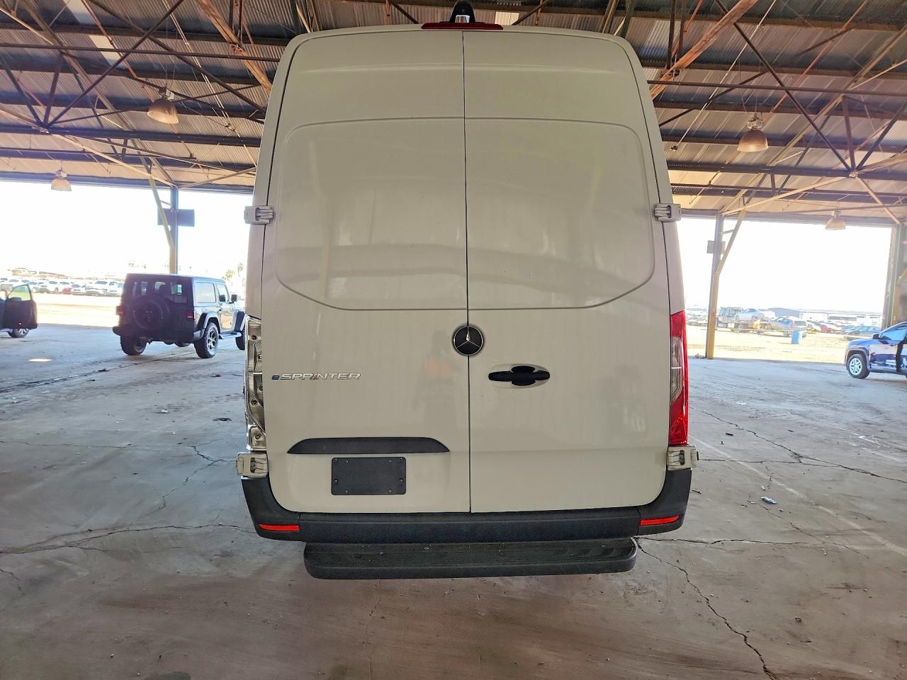 Mercedes-Benz Esprinter 2500