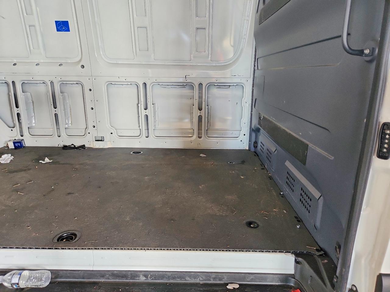Mercedes-Benz Esprinter 2500