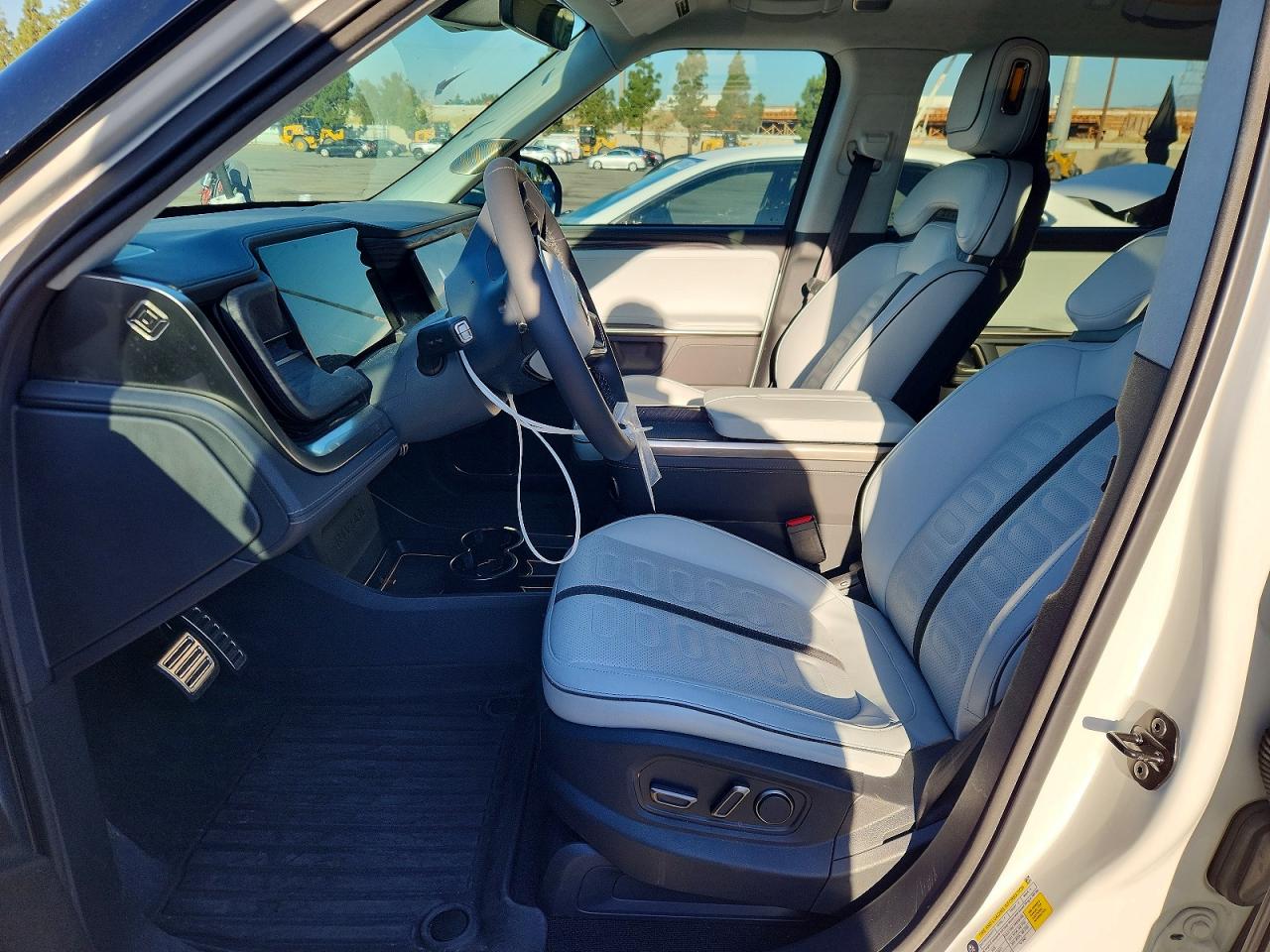 Rivian Ris Adventure