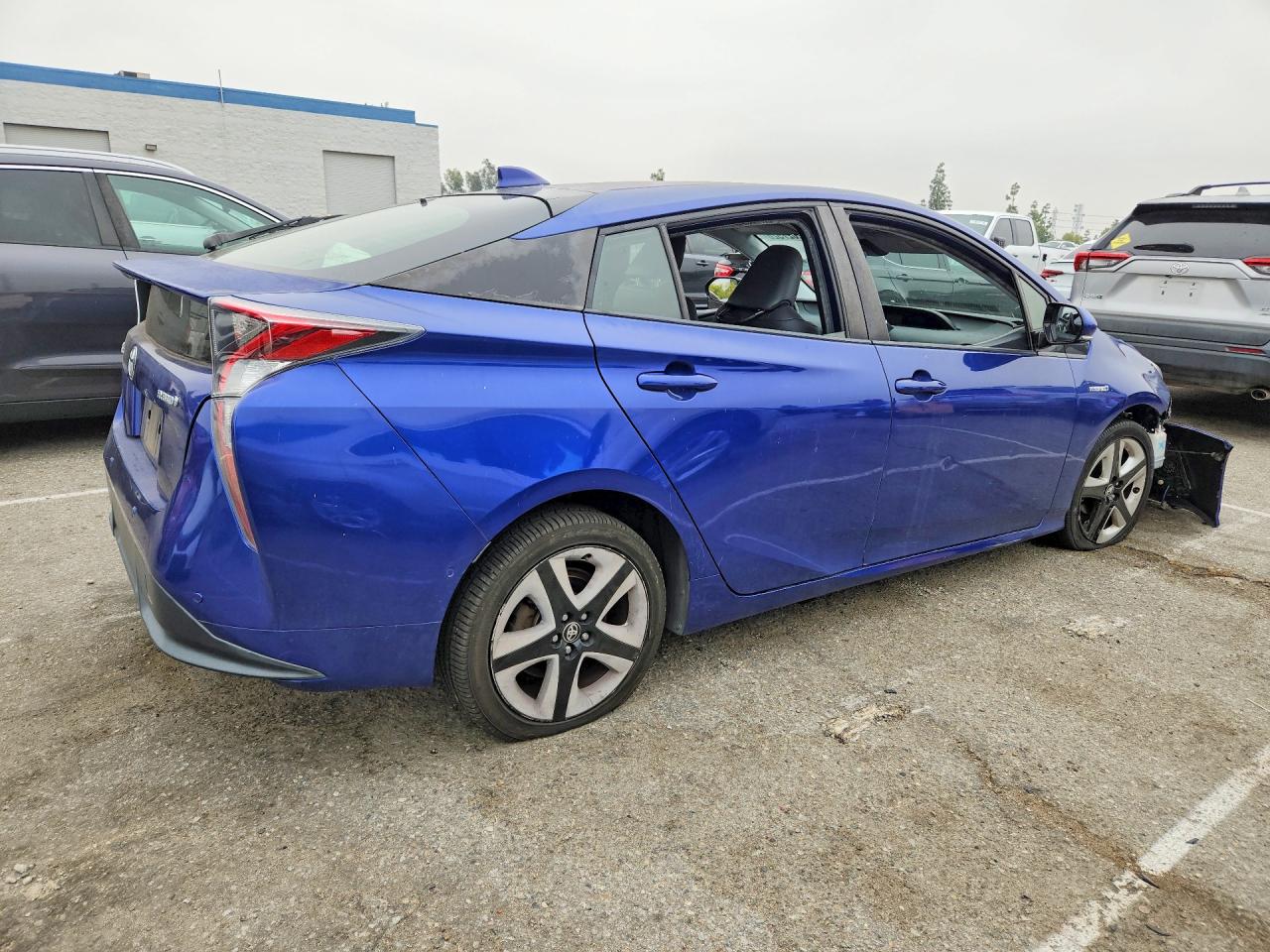 Toyota Prius Four Touring