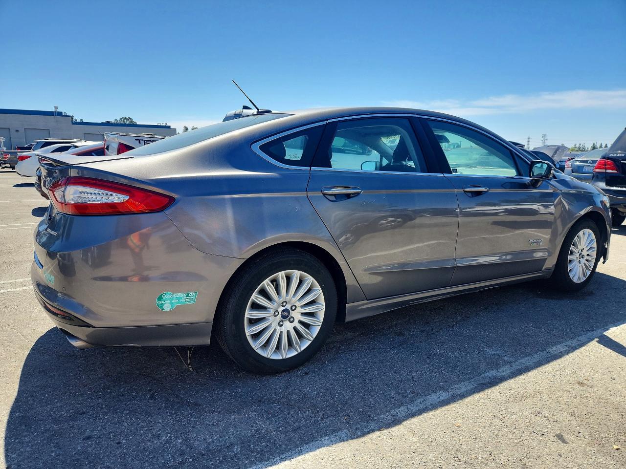 Ford Fusion Titanium Phev