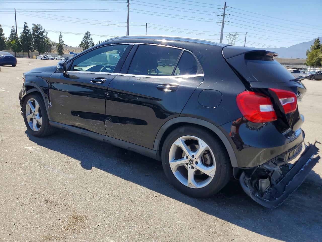 Mercedes-Benz GLA 250