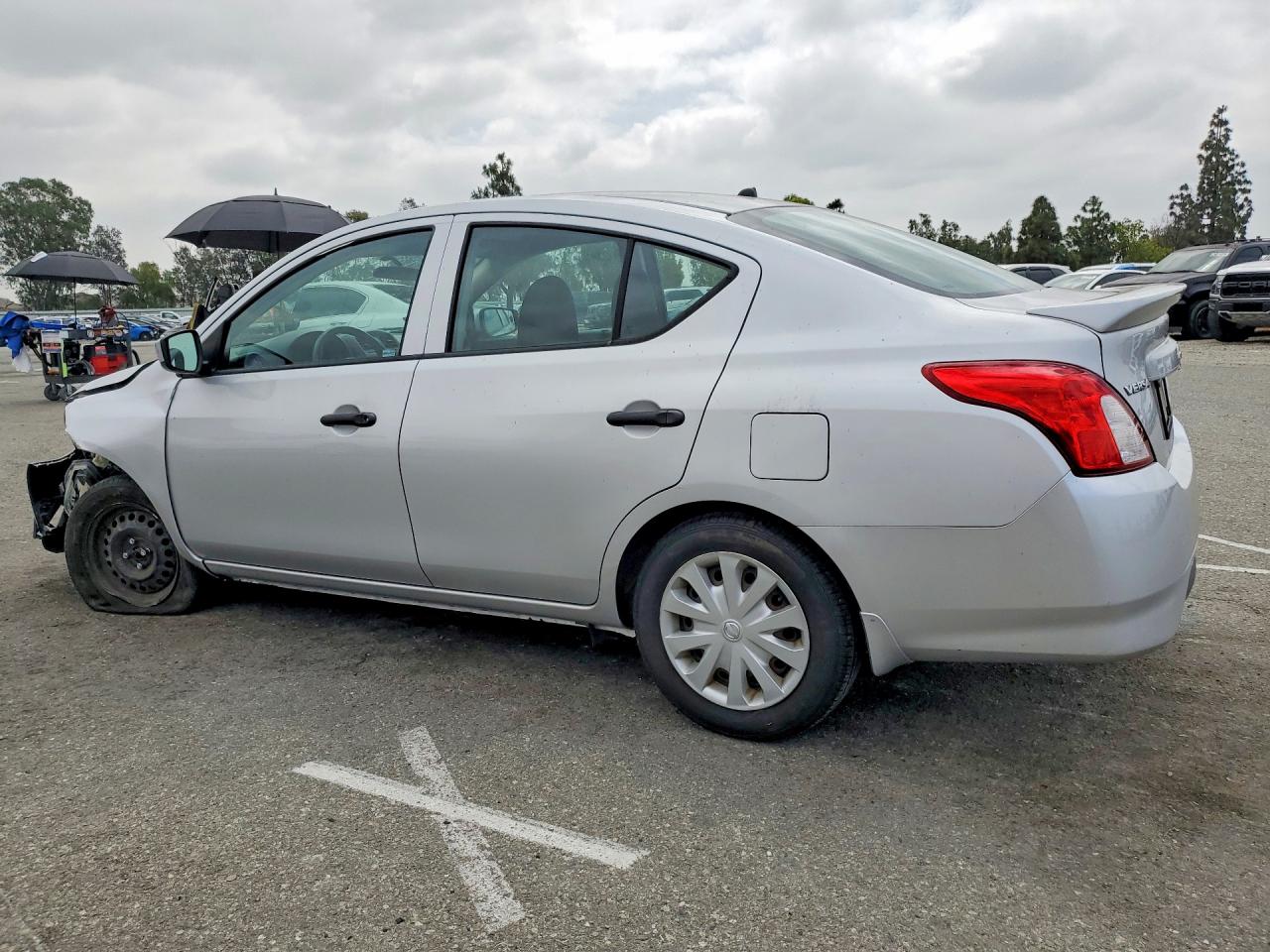 Nissan Versa 1.6 S Plus