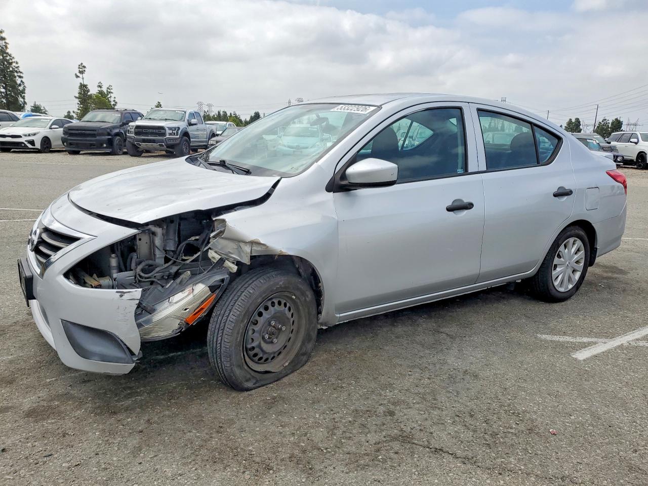 Salvage Nissan Versa Image