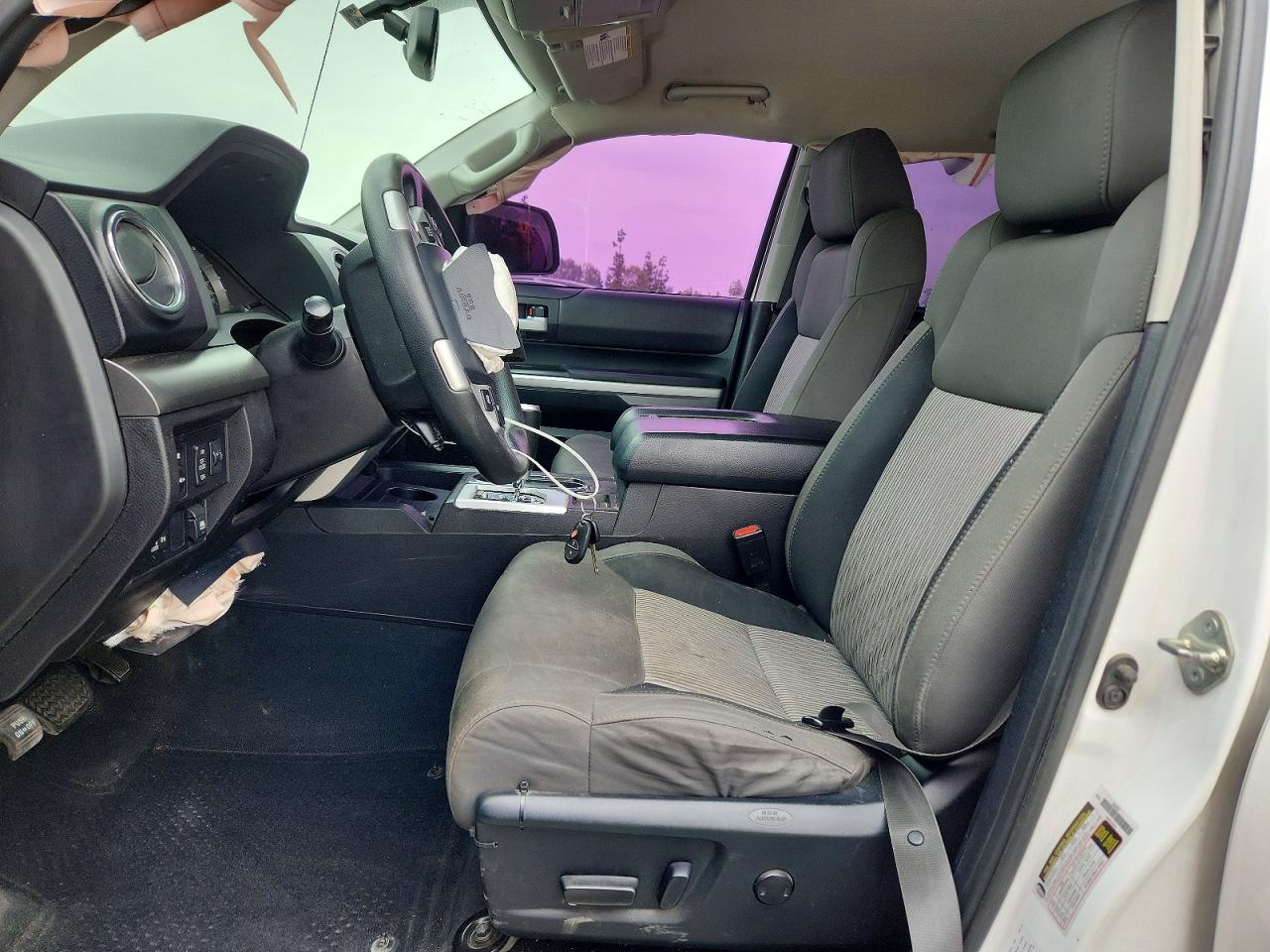 Toyota Tundra Sr5