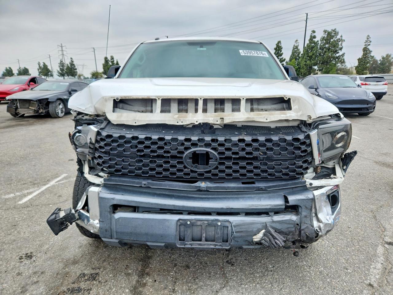 Toyota Tundra Sr5