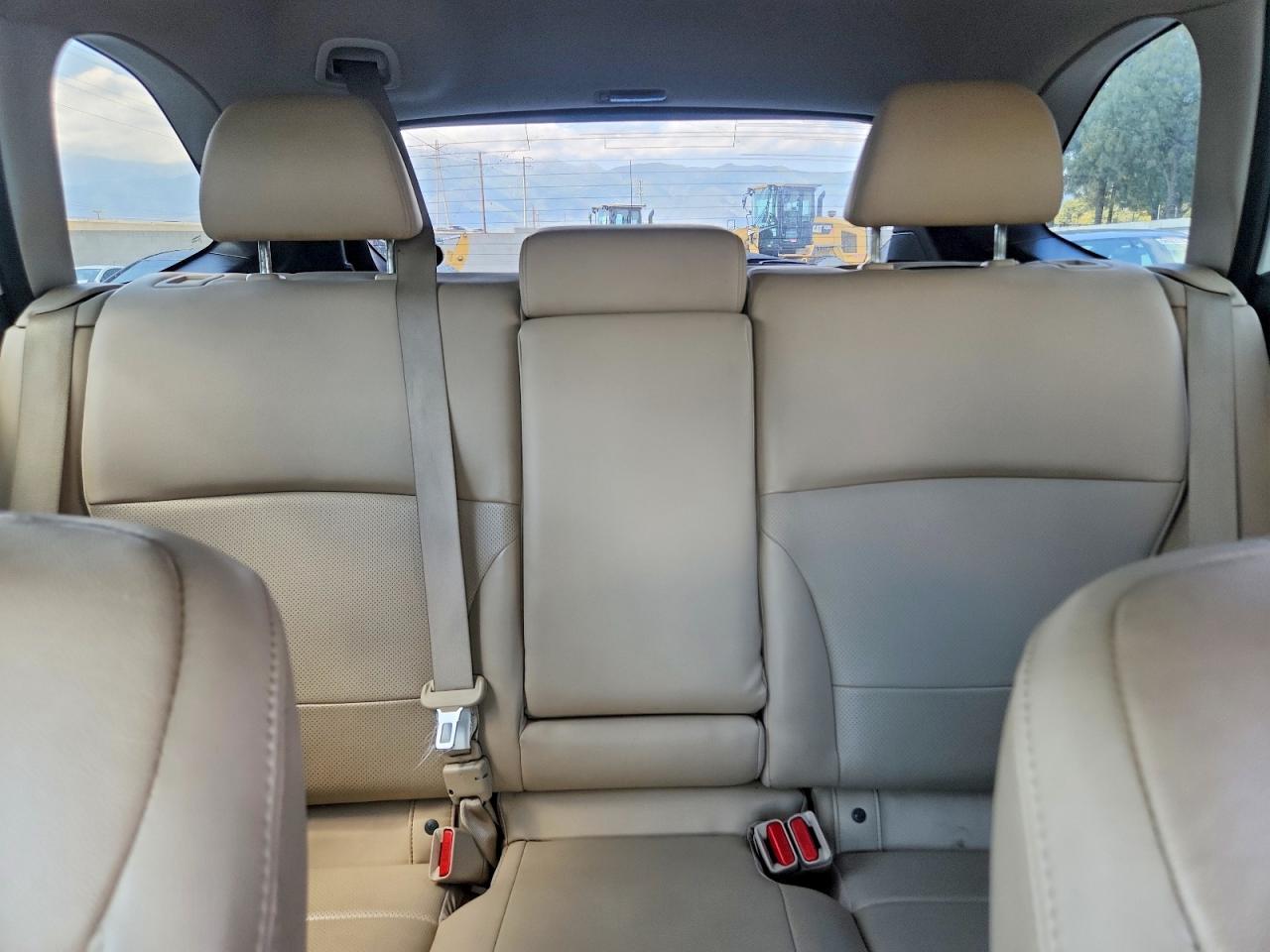 Subaru Outback 3.6r Limited