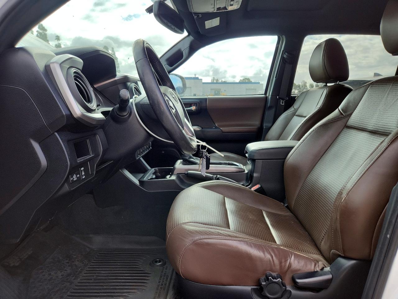 Toyota Tacoma Limited
