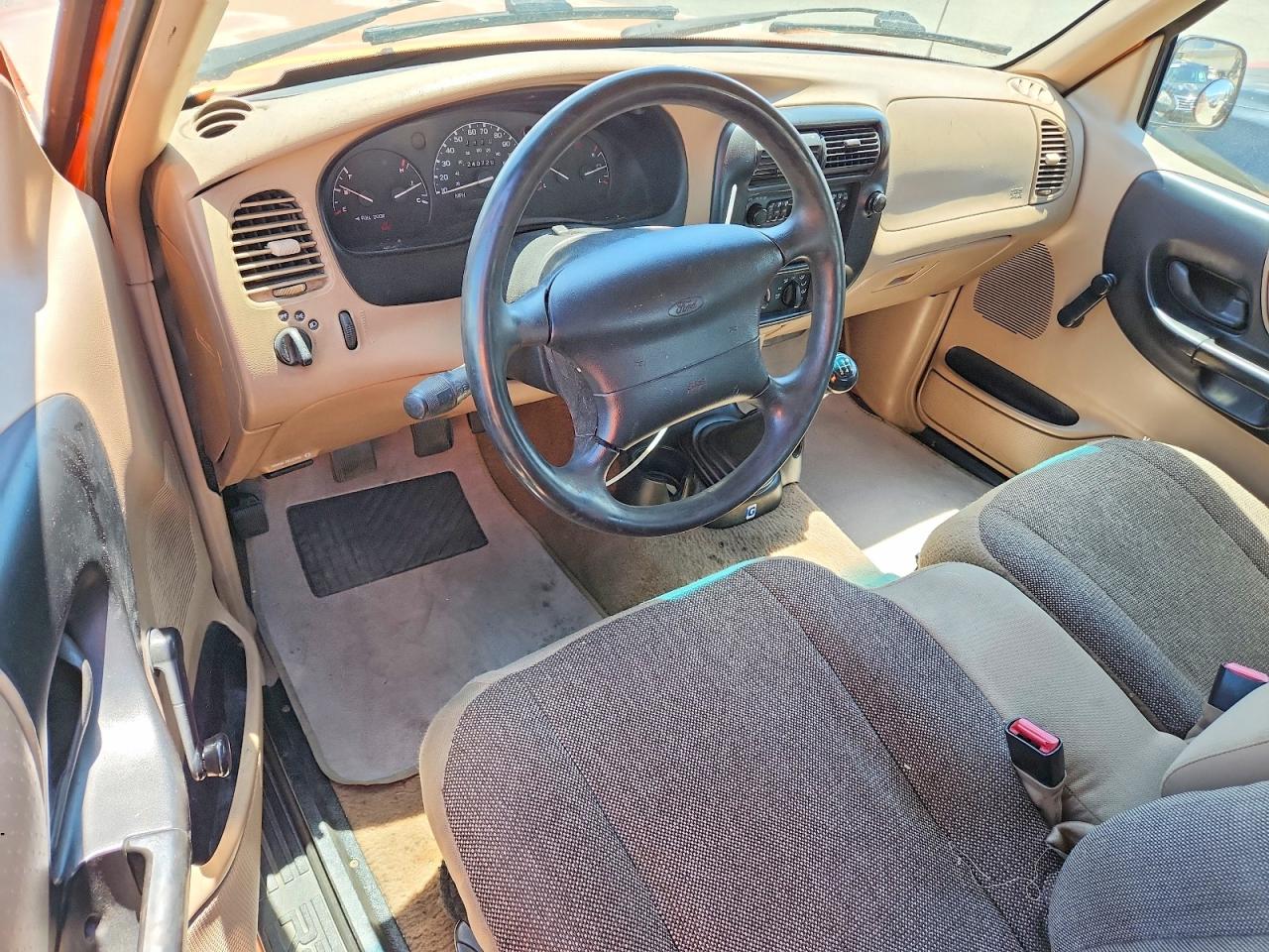Ford Ranger Super Cab